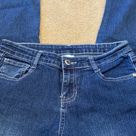 Pony Tails Jeans - Picture 5 of 6